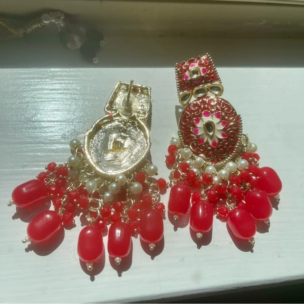 Bollywood Style Red and Gold Ethnic Gold plated Beaded Kundan Necklace set tikka